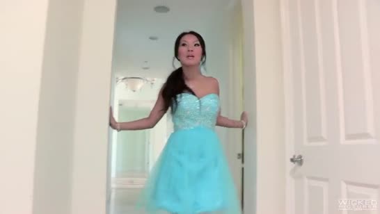 Asa Akira устроила мощную групповуху в неграми