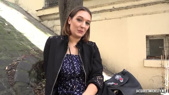 Телка с большой жопой согласилась на порнушный кастинг