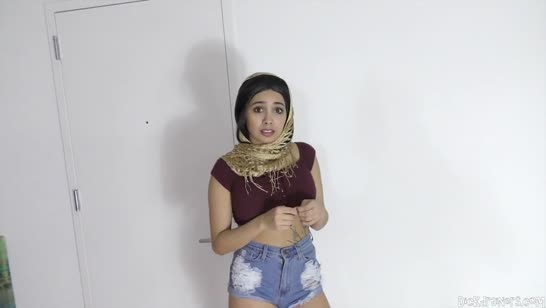 Жопастая Aaliyah Hadid трахнулась с грабителем #1